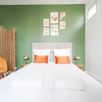 Green Studio Cosy And Confortable - II